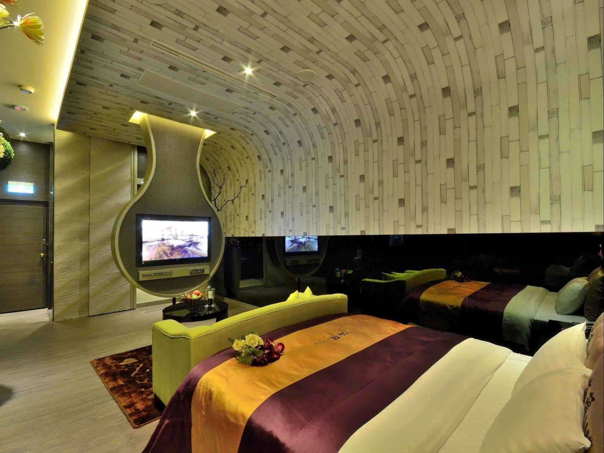 Hea Duenn Motel Тайчжун Экстерьер фото