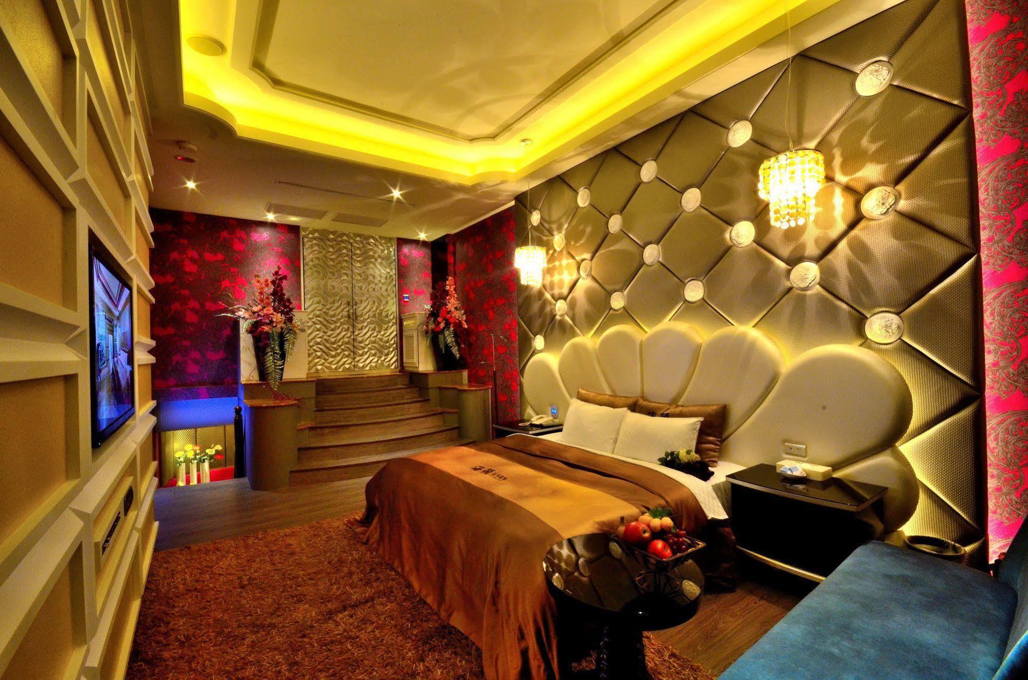 Hea Duenn Motel Тайчжун Экстерьер фото