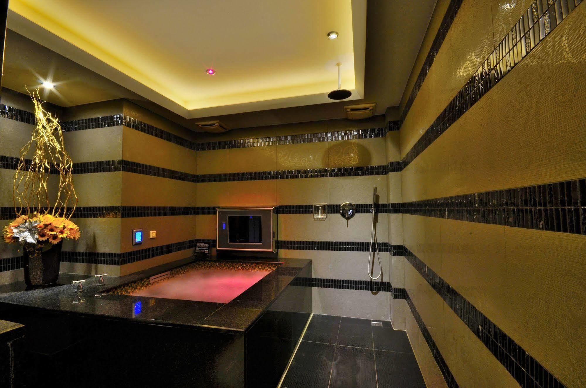 Hea Duenn Motel Тайчжун Экстерьер фото