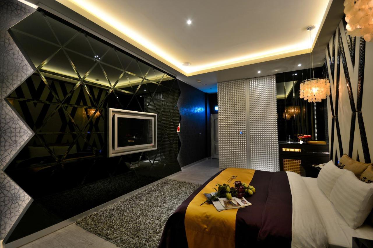 Hea Duenn Motel Тайчжун Экстерьер фото
