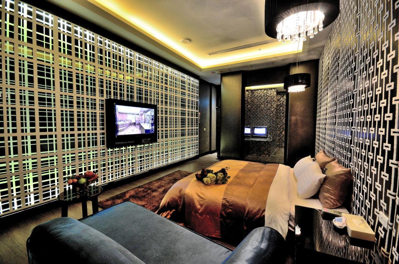 Hea Duenn Motel Тайчжун Экстерьер фото