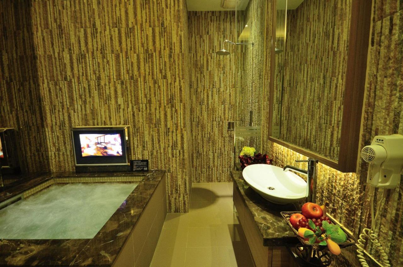 Hea Duenn Motel Тайчжун Экстерьер фото