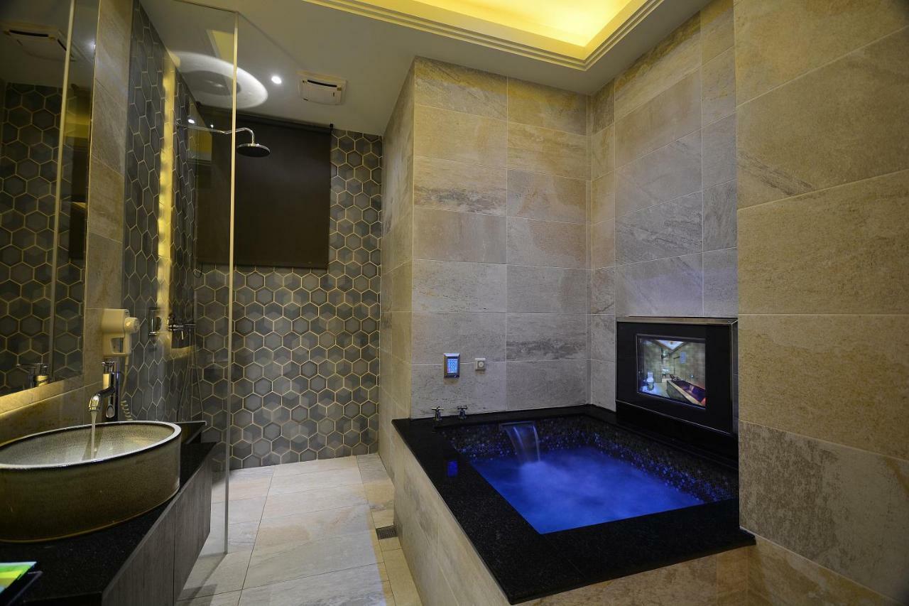 Hea Duenn Motel Тайчжун Экстерьер фото